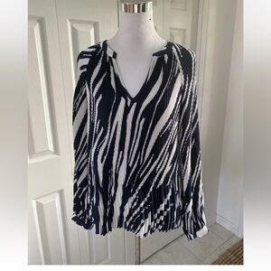 SOLD     Republic Black and White Asymmetrical Long Sleeve Blouse